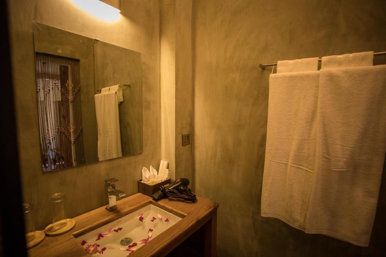 The Wood Family Retreat Hotel Phumi Trapeang Rung Exterior photo