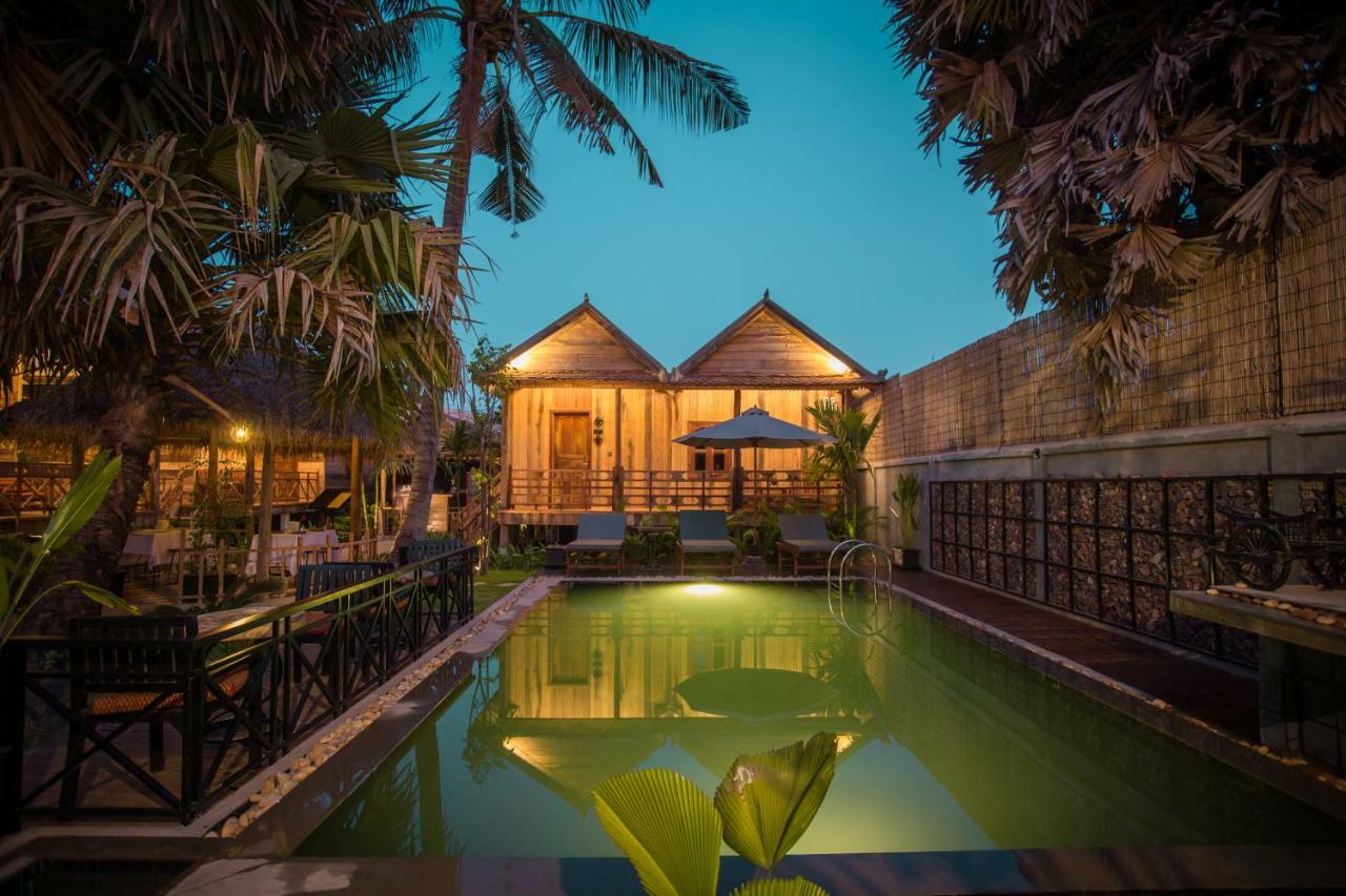 The Wood Family Retreat Hotel Phumi Trapeang Rung Exterior photo
